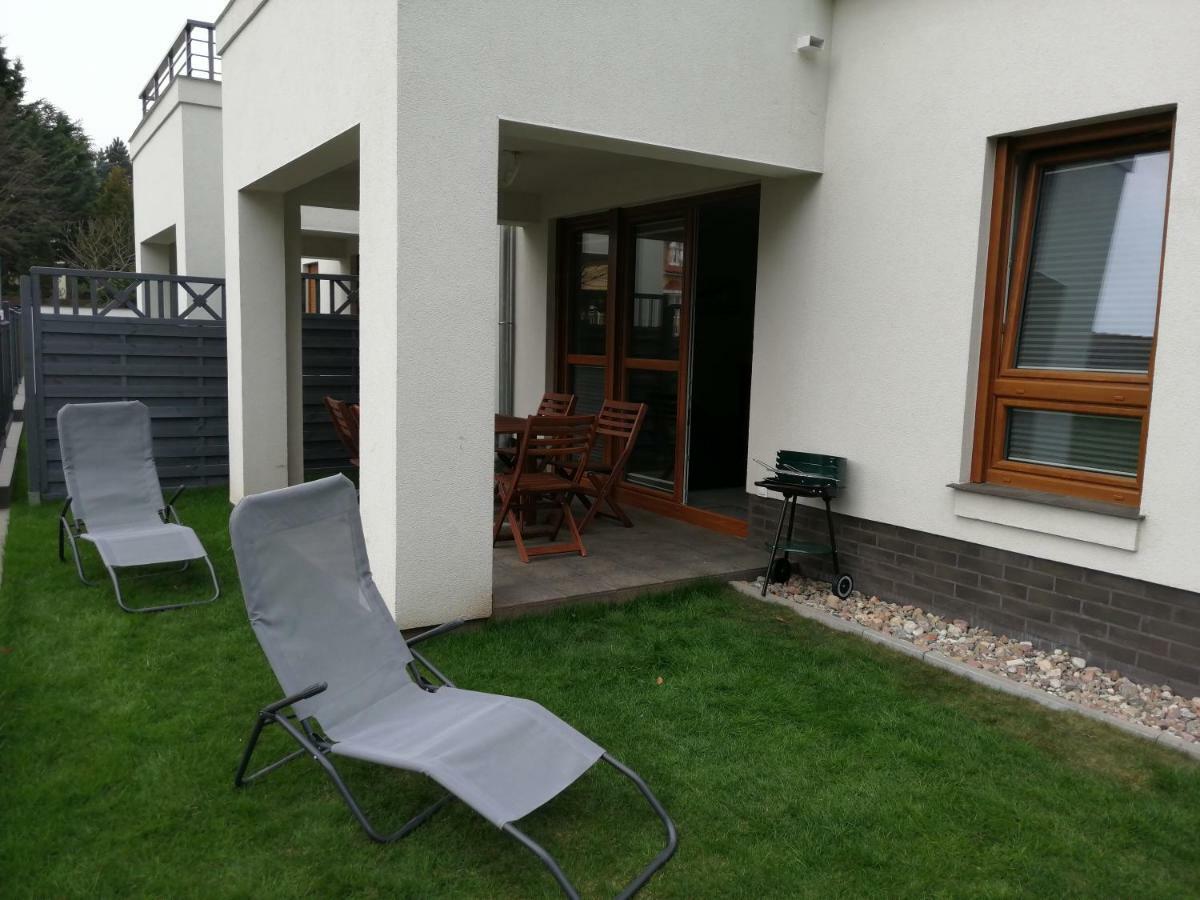 Apartament Z Ogrodkiem Trzęsacz Dış mekan fotoğraf